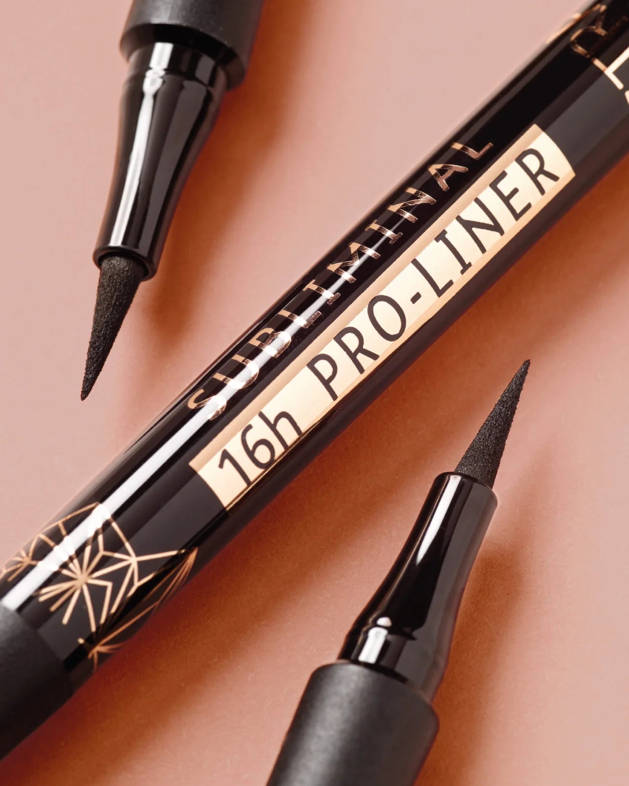 SUBLIMINAL 16H PRO-LINER - Eyeliner Nero Intenso Finish Mat
