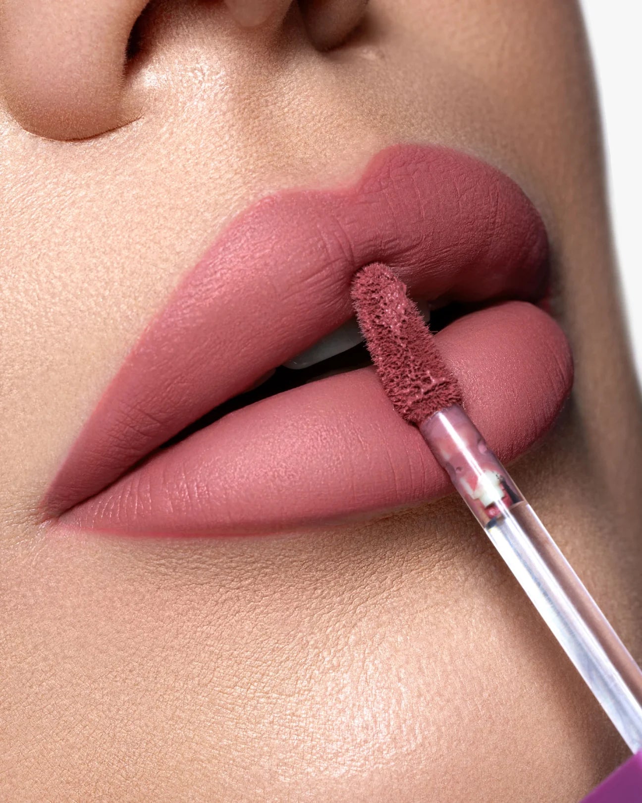CLOUD THERAPY LIP MOUSSE - Rossetto Liquido, Finish Soft Mat
